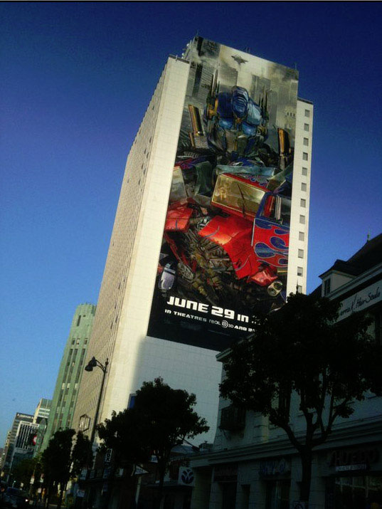 Optimus Prime compare a Los Angeles