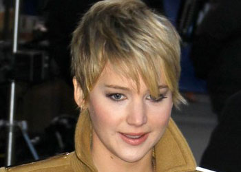 Jennifer Lawrence in una lunga intervista parla del film, del look, dei red carpet e dei fan