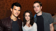 Robert Pattinson, Kristen Stewart e Taylor Lautner lasceranno le loro impronte ad Hollywood (segui la diretta video)