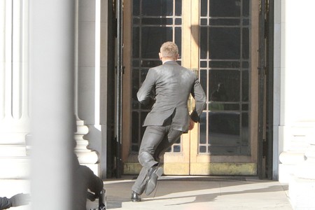 007 - Skyfall: nuove foto di Daniel Craig sul set