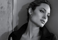 Angelina Jolie: In The Land of Blood and Honey  limmagine chiara delle mie esperienze