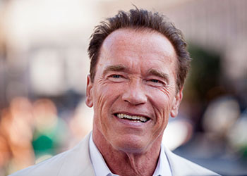 The Man With The Bag: Arnold Schwarzenegger protagonista di questa commedia per famiglie