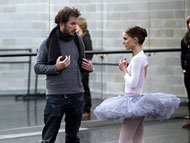 Darren Aronofsky difende Natalie Portman nella polemica sui balletti de Il Cigno Nero