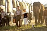 Come lacqua per gli elefanti: nuove foto di Robert Pattinson e Reese Witherspoon