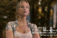 Jennifer Lawrence canta e suona la chitarra in una clip di House at the End of the Street