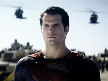 Henry Cavill  Superman nella nuova foto di Man of Steel