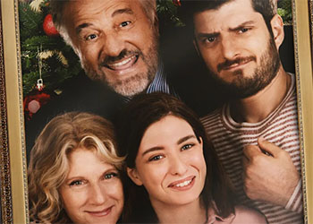 Natale A Tutti I Costi: il trailer della commedia con Christian De Sica ed Angela Finocchiaro