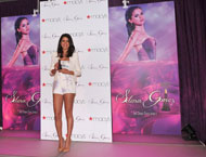 Selena Gomez a New York presenta il suo profumo