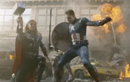 The Avengers: Captain America e Thor fianco a fianco in una clip in italiano