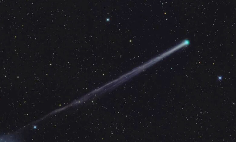 Cometa C/2025 R2 (SWAN)