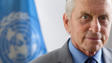 Michael Douglas