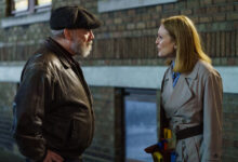 Julianne Moore e Paul Giamatti in una scena del film The Debut – La grande occasione di Jesse Eisenberg