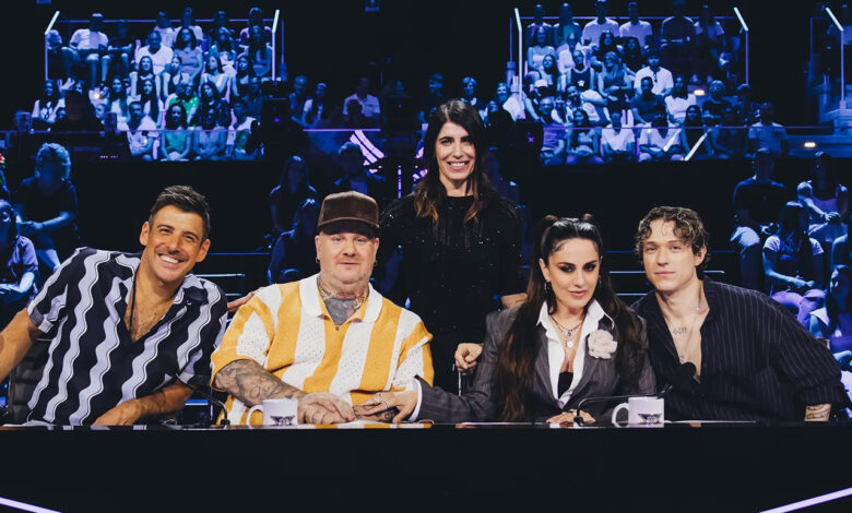 Giorgia con i quattro giudici di X Factor 2026: Francesco Gabbani, Jake La Furia, Paola Iezzi e Irama
